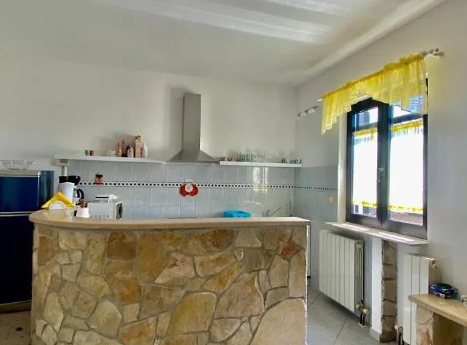 Ignoto Appartamento Bale